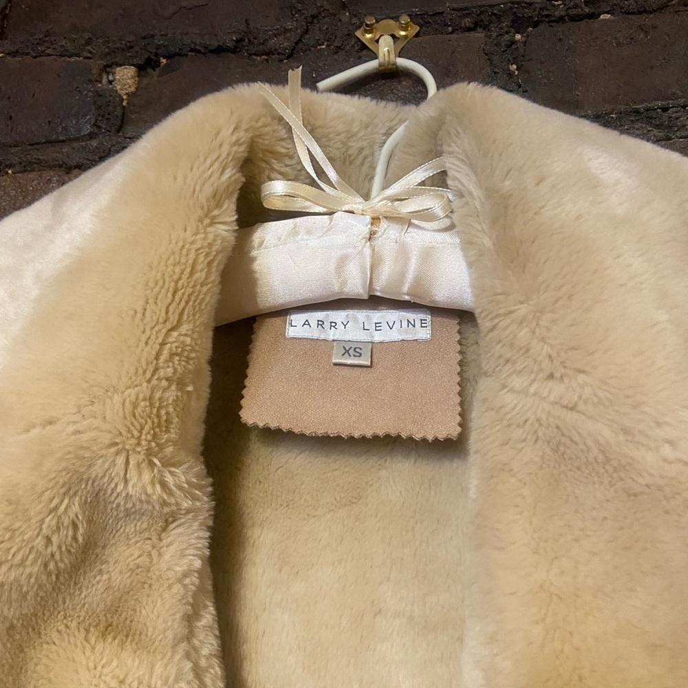 Vintage Shearling Jacket - Picture 4 of 8